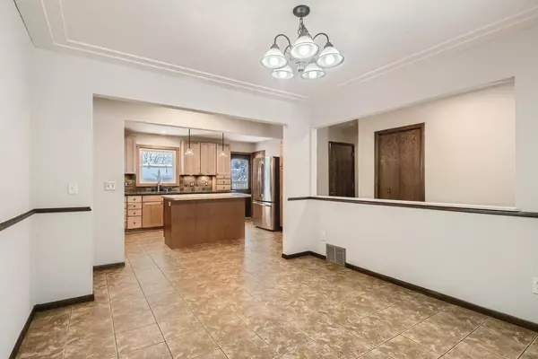 1261 North CT, New Brighton, MN 55112