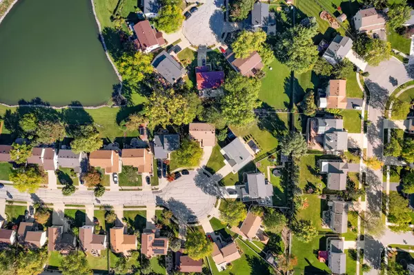 893 Asbury Lane, Schaumburg, IL 60193