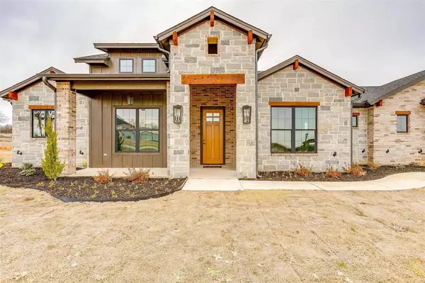 1019 Henry Way, Springtown, TX 76082