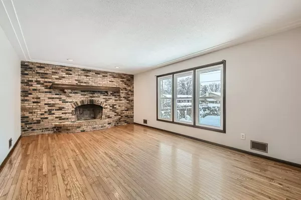 1261 North CT, New Brighton, MN 55112