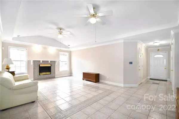 102 Yorkshire DR, Salisbury, NC 28144