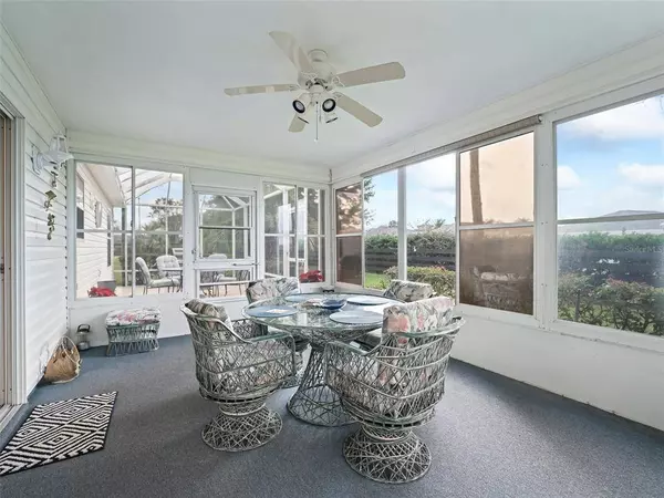 2728 PRIVADA DR, The Villages, FL 32162