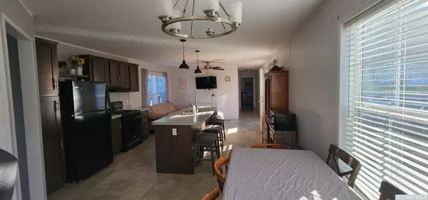 41 Ohio ST, Esopus, NY 12417