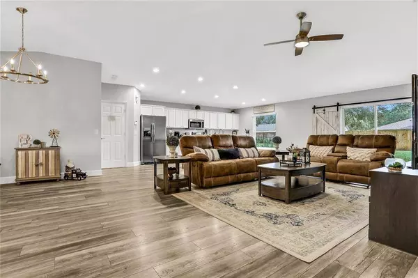 1420 MAGNOLIA LN, Auburndale, FL 33823