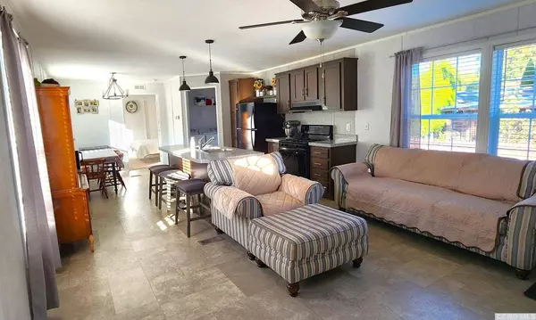 41 Ohio ST, Esopus, NY 12417