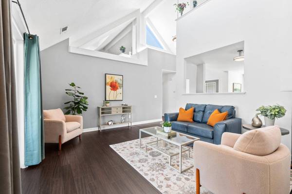 3740 Mallard LN, Medford, OR 97504