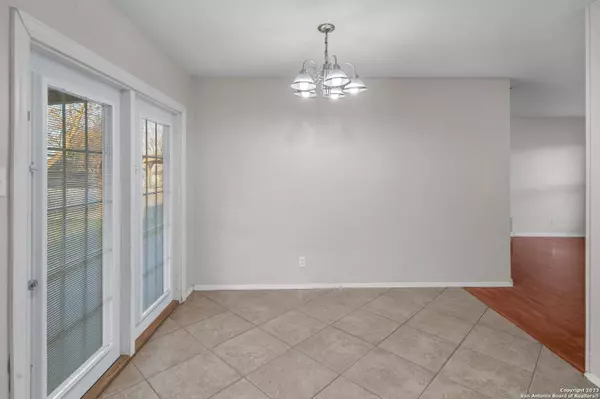 1065 RICHMOND DR, Schertz, TX 78154-2016