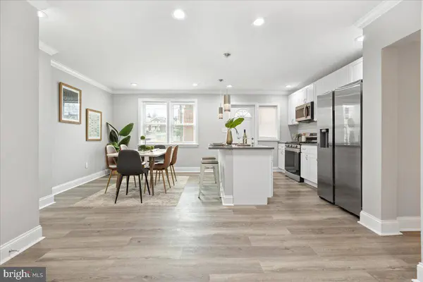 824 WILDWOOD PKWY, Baltimore, MD 21229