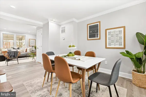 824 WILDWOOD PKWY, Baltimore, MD 21229