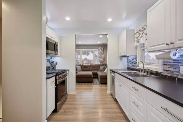 8141 Wentworth AVE S, Bloomington, MN 55420