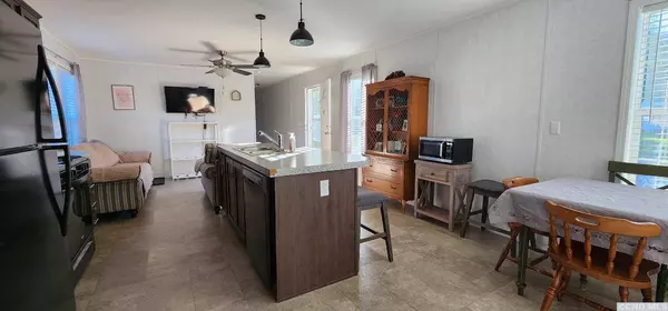 41 Ohio ST, Esopus, NY 12417