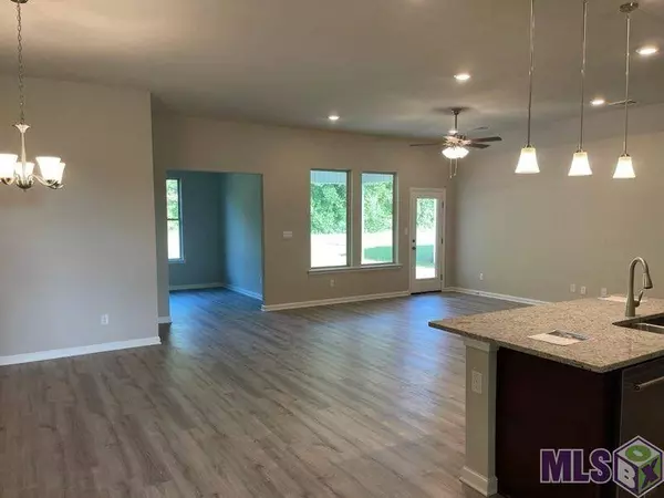 58835 ISLAND DR, Plaquemine, LA 70764