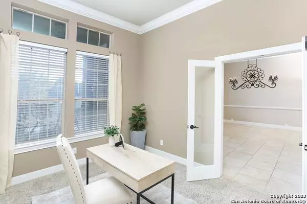 10807 Zedernholz Run, New Braunfels, TX 78132