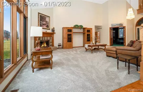 5040 VINEYARDS Boulevard, Sterling Heights, MI 48314