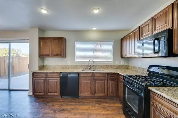 8428 Shady Pines Drive, Las Vegas, NV 89131