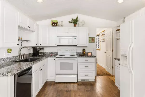 1150 W Red Hills Parkway #28, Washington, UT 84780