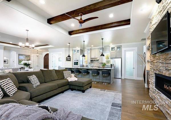 1240 W Sherington Ct, Eagle, ID 83616