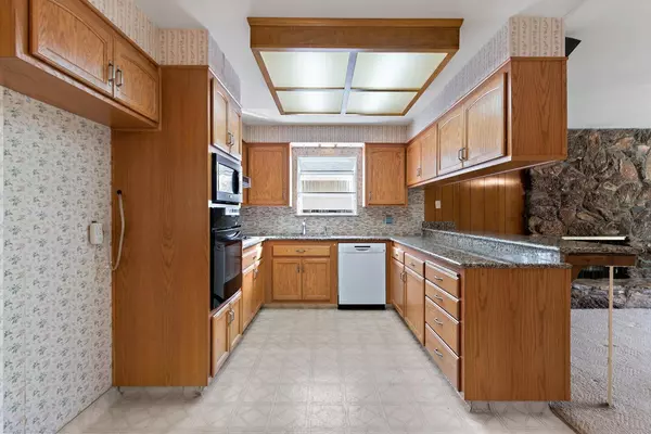 6762 Langrell WAY, Sacramento, CA 95831