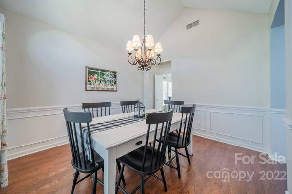 8910 Tartan Ridge DR, Huntersville, NC 28078