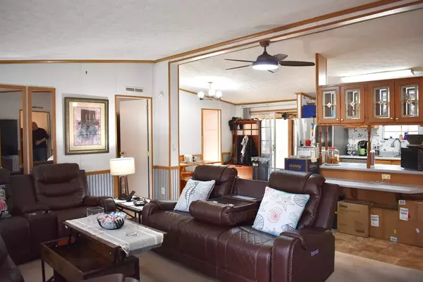 1062 Mill Creek Dr., Manning, SC 29102