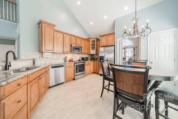 8910 Tartan Ridge DR, Huntersville, NC 28078