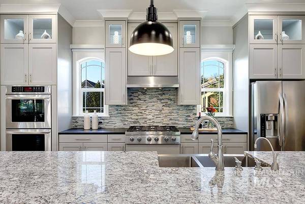 1240 W Sherington Ct, Eagle, ID 83616