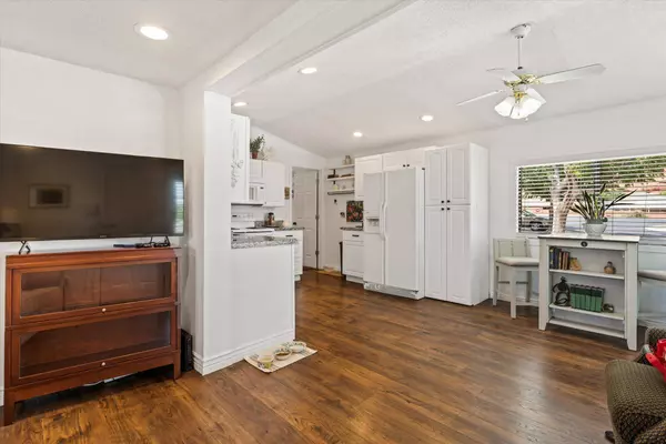 1150 W Red Hills Parkway #28, Washington, UT 84780