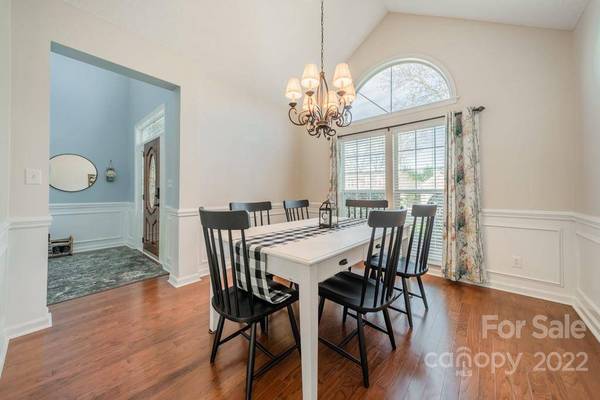 8910 Tartan Ridge DR, Huntersville, NC 28078
