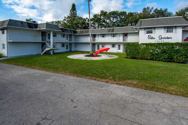 10193 N Military TRL 104, Palm Beach Gardens, FL 33410