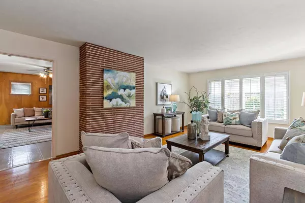 1138 27th AVE, Sacramento, CA 95822