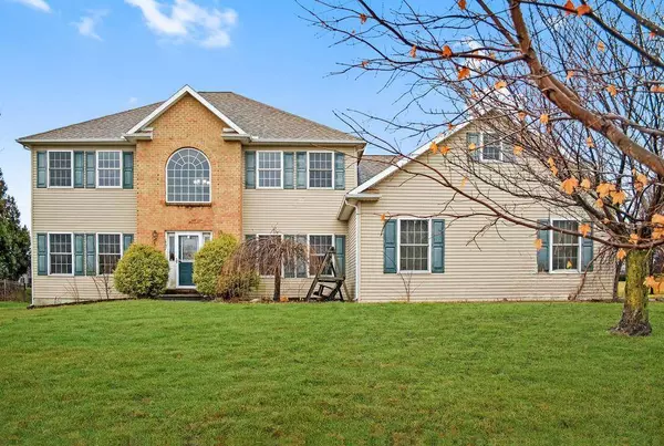 2747 New England Drive, Upper Nazareth Twp, PA 18064