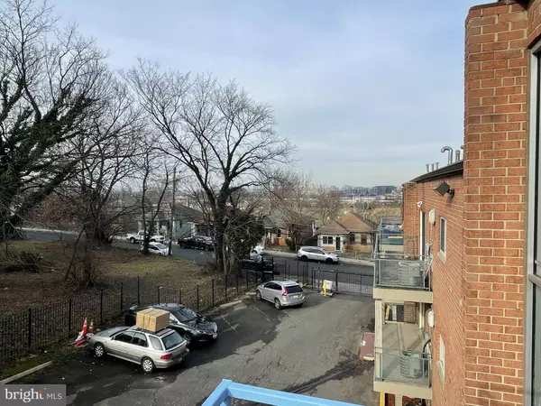 2610 WADE RD SE #305, Washington, DC 20020