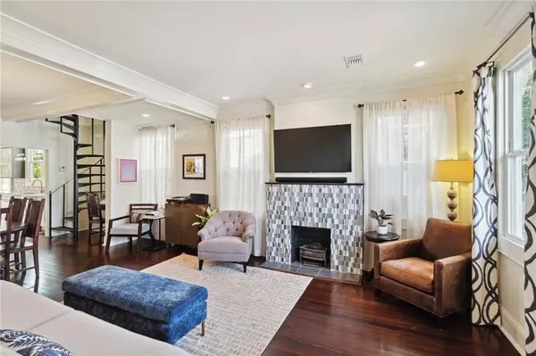 4924 S GALVEZ ST, New Orleans, LA 70125