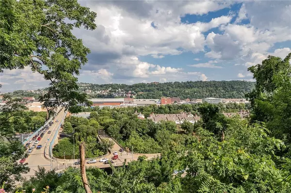 1816 Elbow St, Pittsburgh, PA 15212