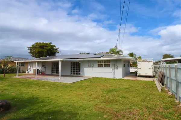 9930 SW 164th Ter, Miami, FL 33157