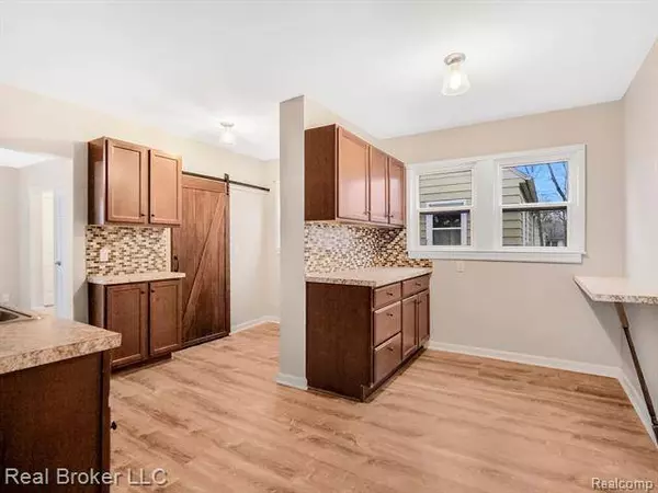 4319 OGEMA Avenue, Flint, MI 48507