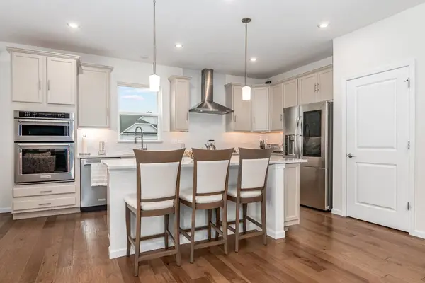 2089 Samantha Joy LN, Bolingbrook, IL 60490