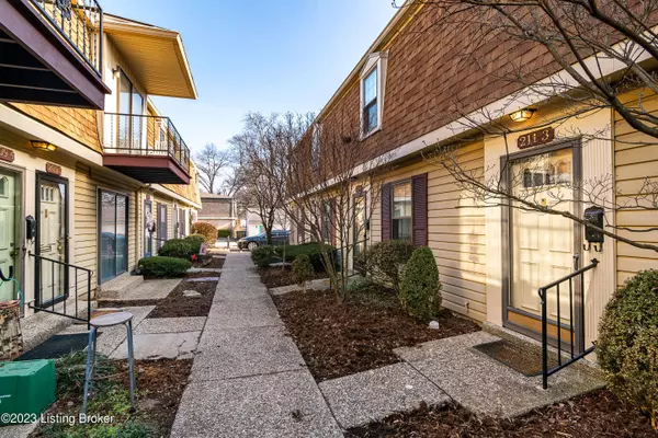211 Fairfax Ave 3, Louisville, KY 40207