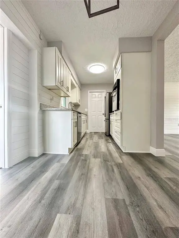 3673 STOKES DR, Sarasota, FL 34232