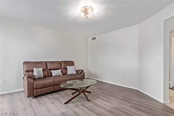 698 S Racetrack Road #1714, Henderson, NV 89015