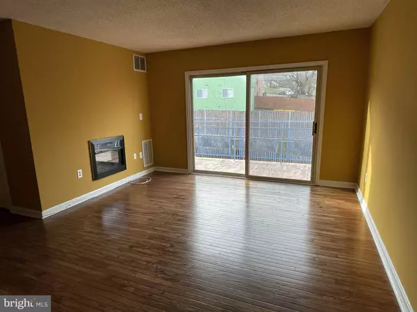 2610 WADE RD SE #305, Washington, DC 20020