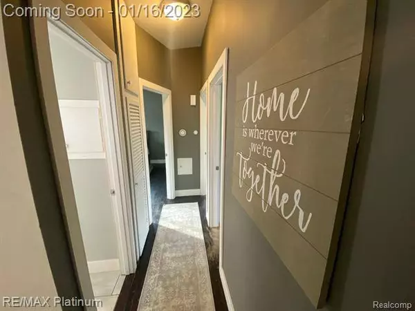 15220 KENTON Street, Oak Park, MI 48237