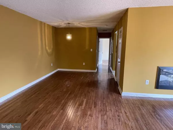 2610 WADE RD SE #305, Washington, DC 20020