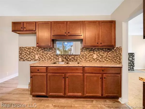 4319 OGEMA Avenue, Flint, MI 48507