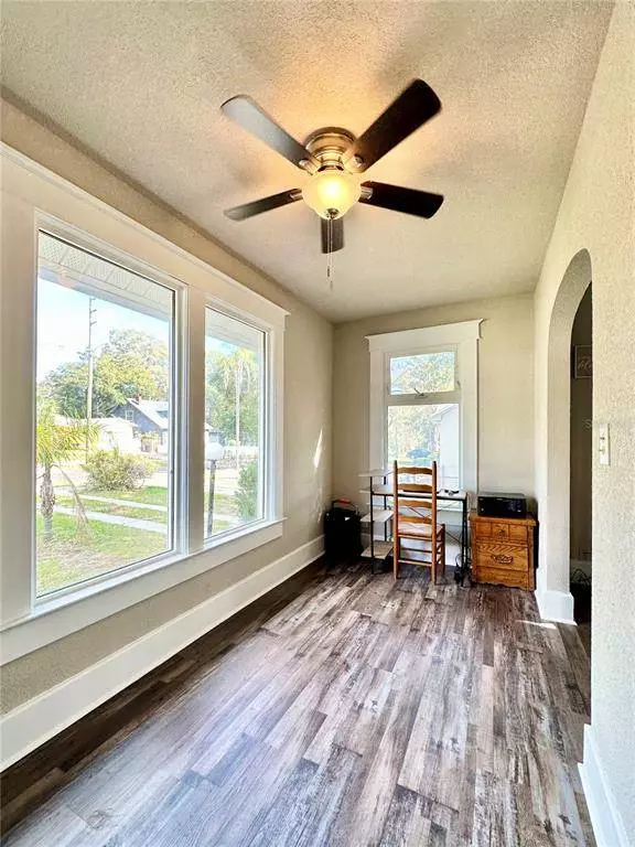 766 13TH AVE S, St Petersburg, FL 33701