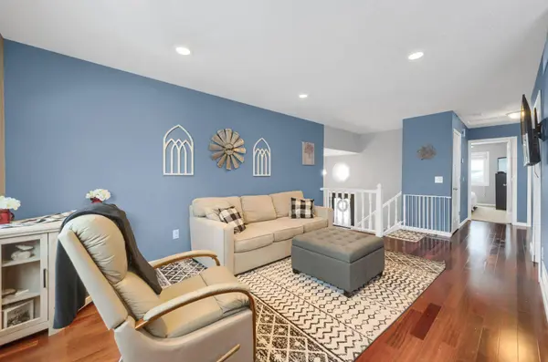 4305 Eagle Crest DR, Eagan, MN 55122