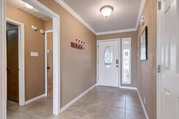 2935 Cresthaven Drive, Grapevine, TX 76051