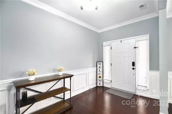 2622 Treeline DR, Concord, NC 28027