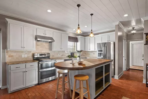 1116 CR 4420, Mount Pleasant, TX 75455