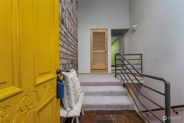 3106 28th PL SE, Puyallup, WA 98374